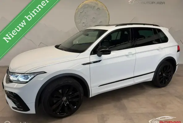 1.5 TSI 3x R-Line Panorama/Black Style/Trekhaak