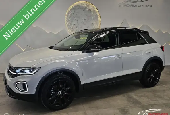 1.5 TSI Style Ascot grey/Panorama/Keyless/IQ Light/Black Style