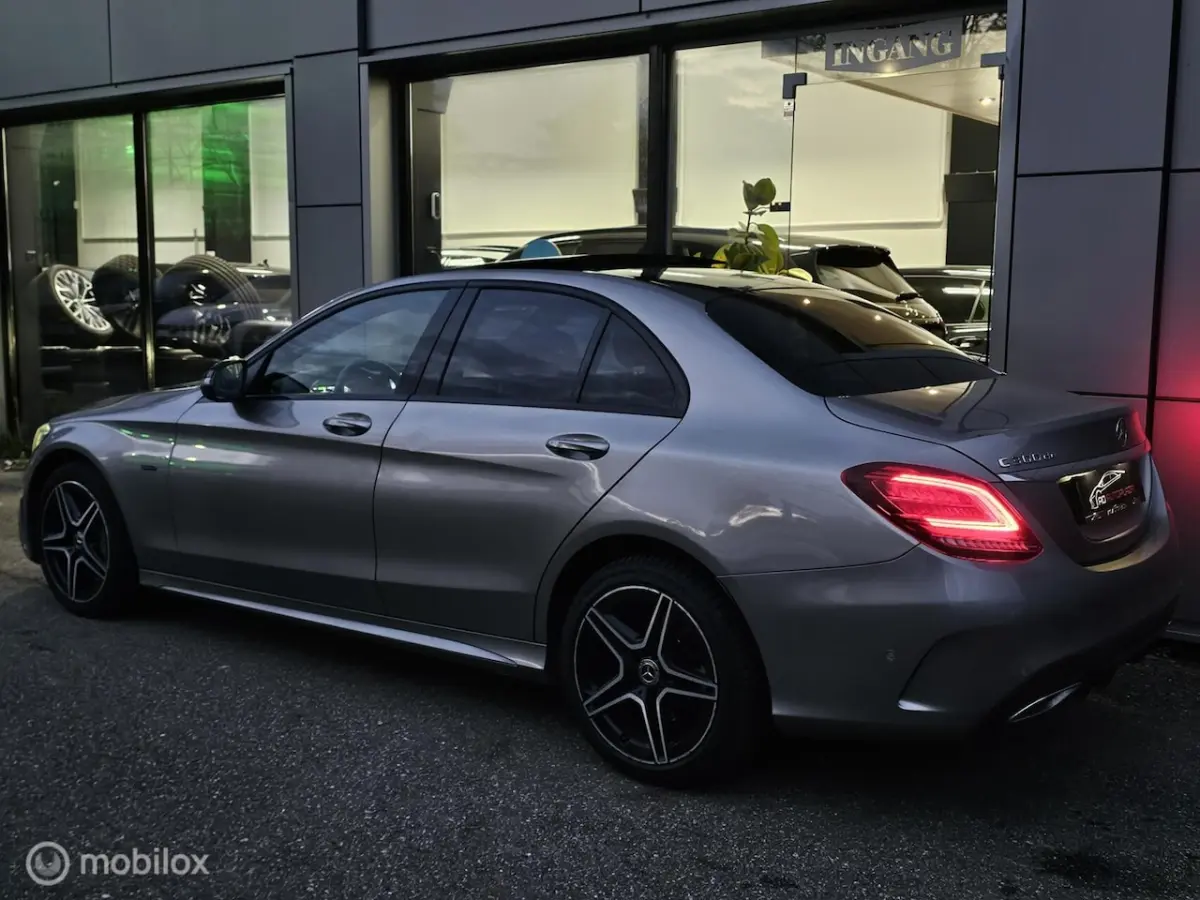 300 de AMG Panorama/Camera/MOTOR TIKT