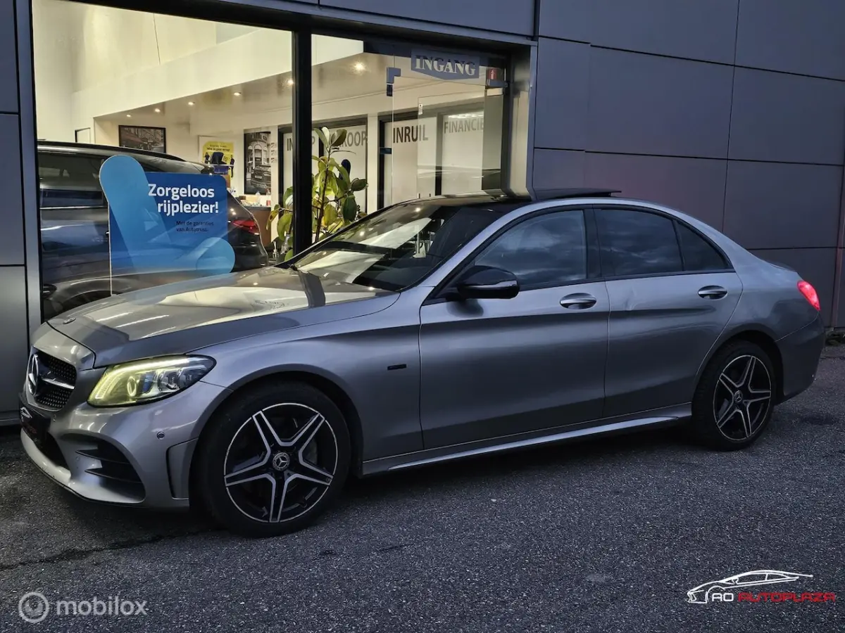 300 de AMG Panorama/Camera/MOTOR TIKT