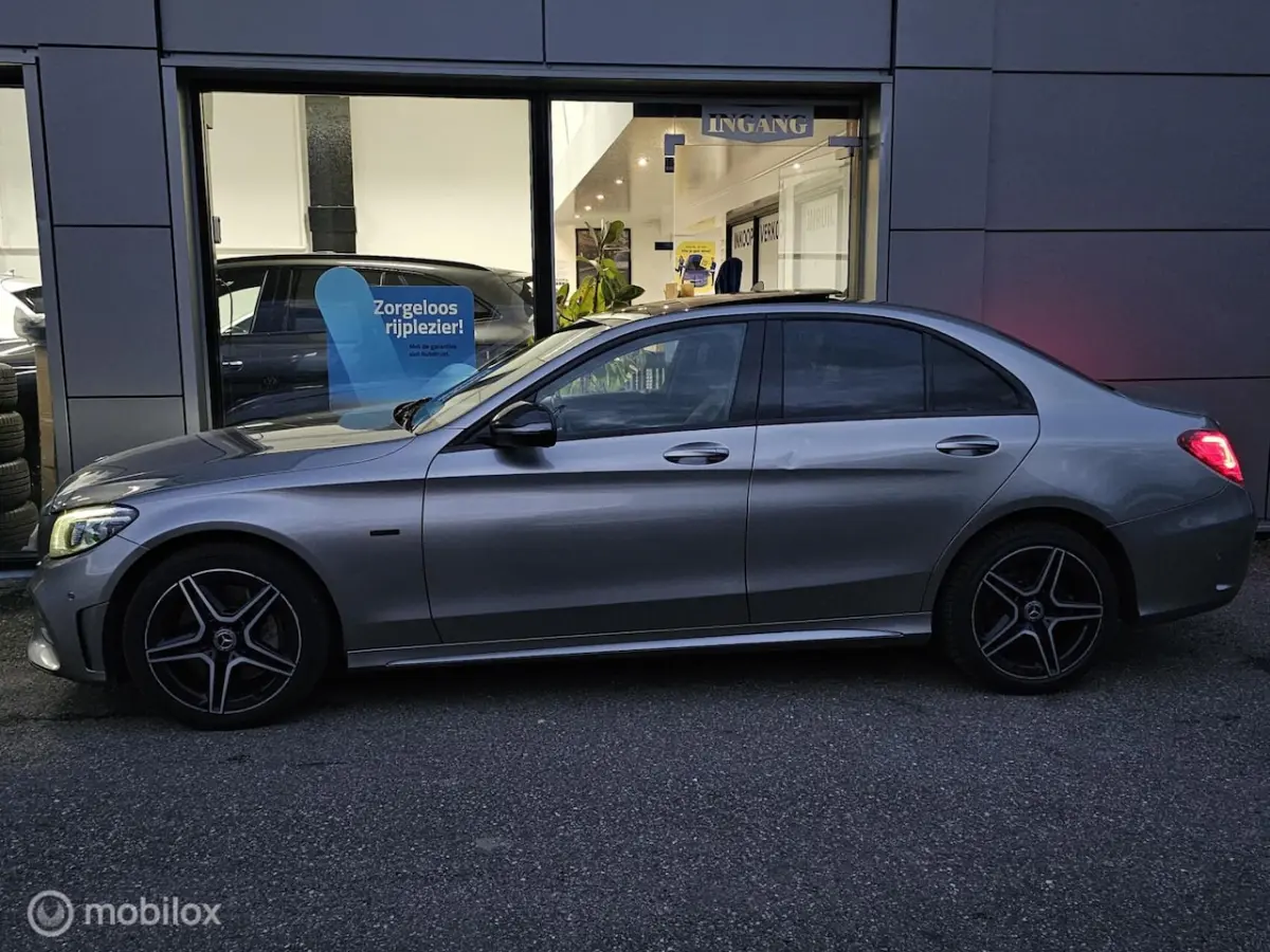 300 de AMG Panorama/Camera/MOTOR TIKT