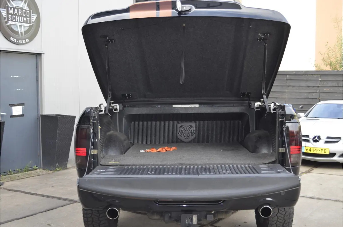 5.7 V8 Quad Cab 6'4