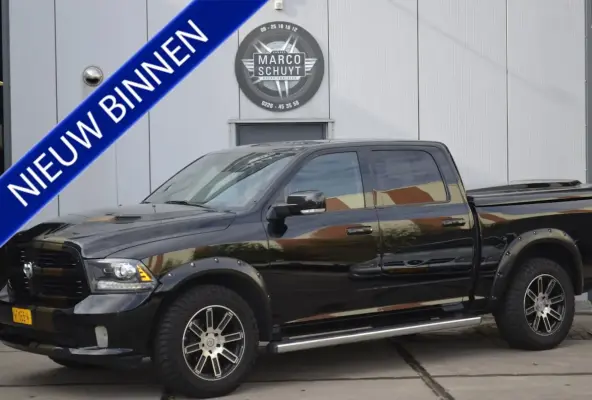 5.7 V8 Quad Cab 6'4