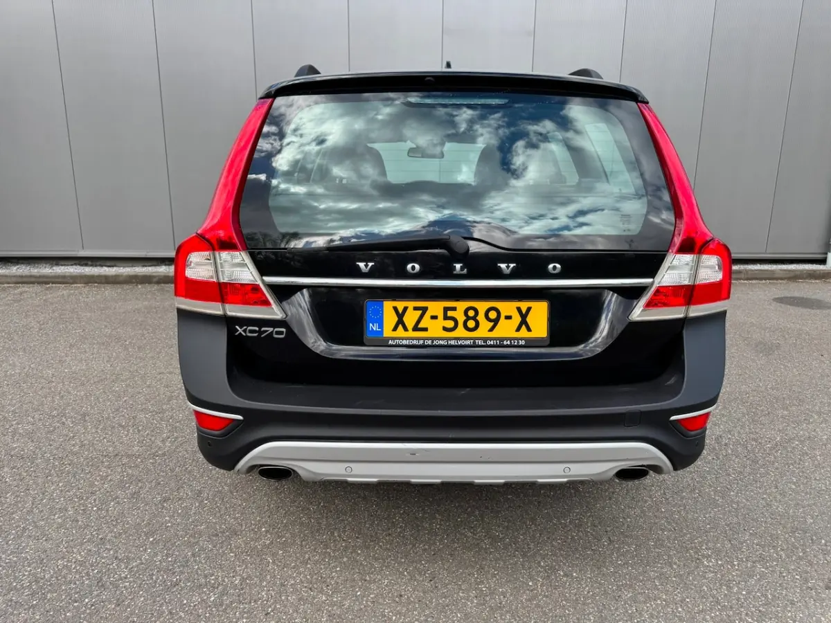 2.0 D4 FWD Dynamic Edition LEDER NAVI CLIMA