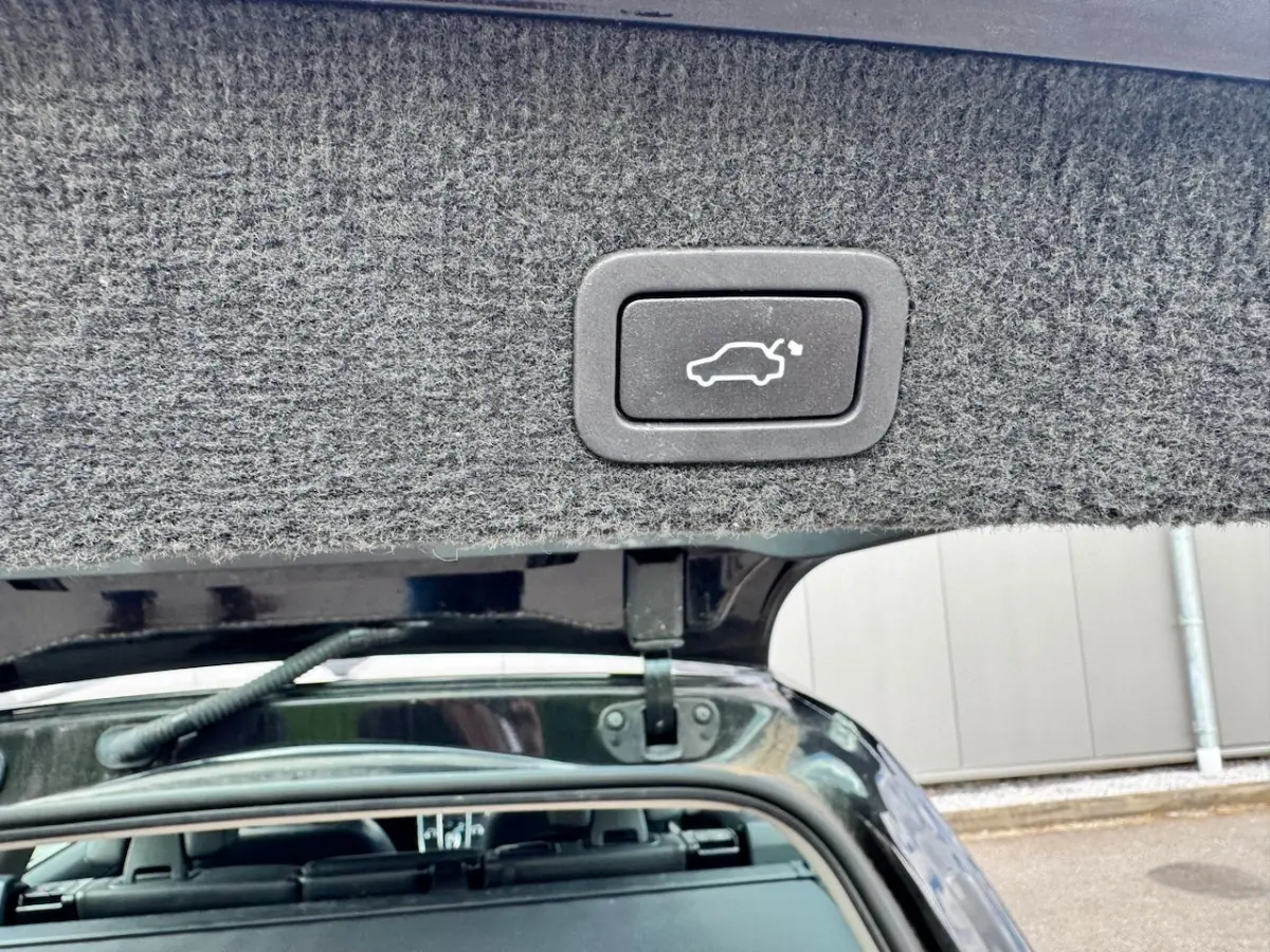 2.0 D4 FWD Dynamic Edition LEDER NAVI CLIMA