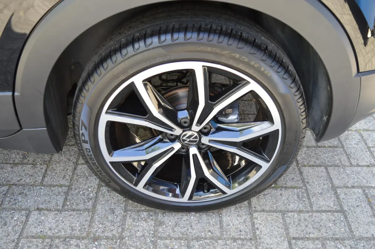 1.5 TSI Aut Style|Navi|Leder|Carplay|Pdc