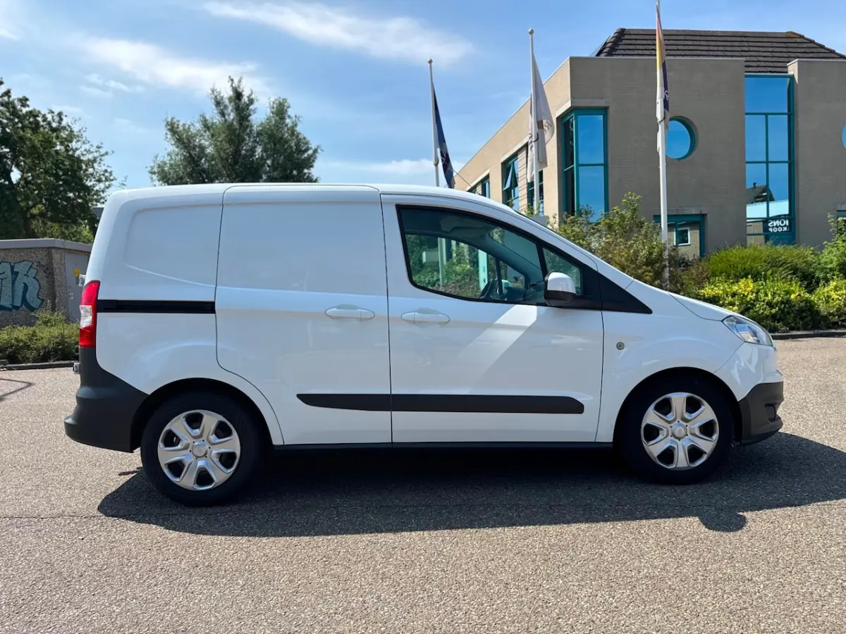 1.5 TDCI Trend / schuifdeur / airco / camera / navi / elek.pakket / napâ¦