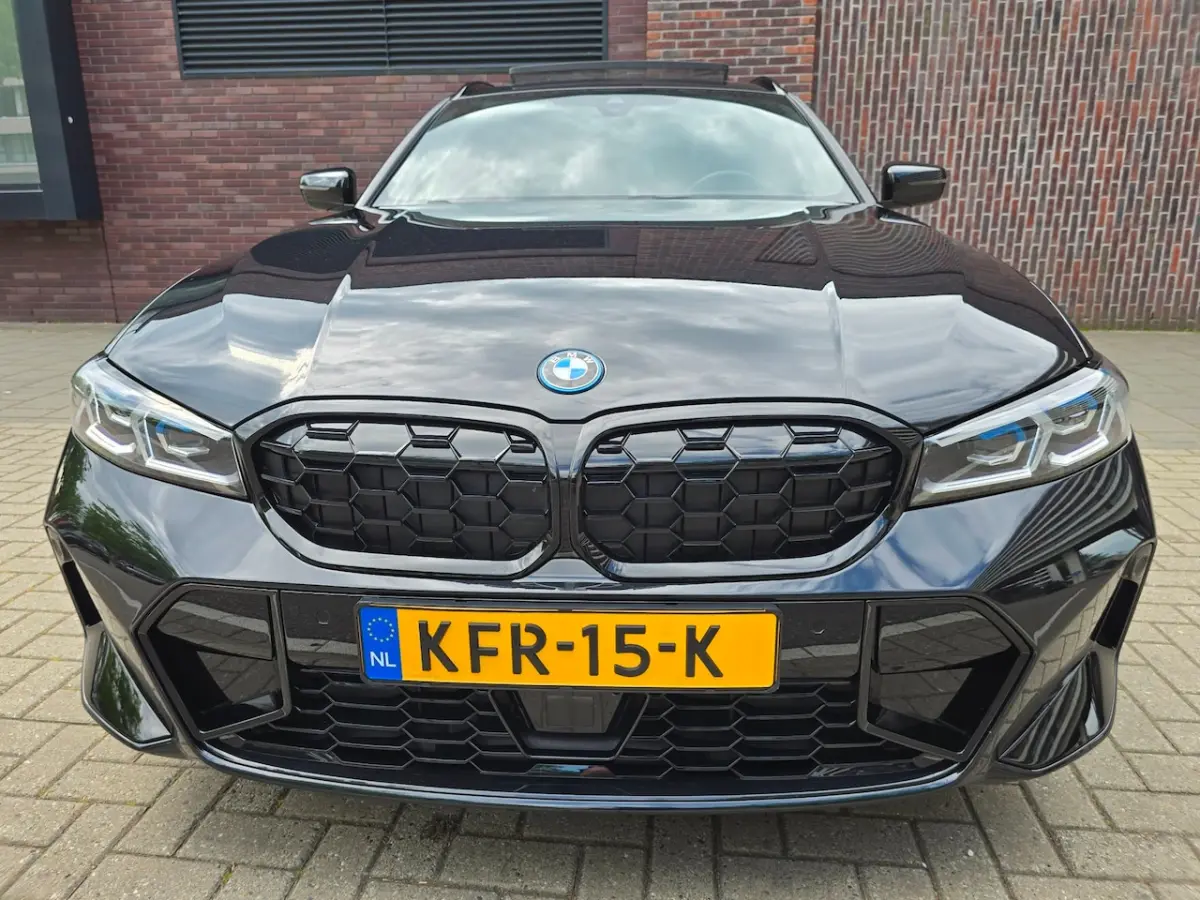 330e Touring LCI M-Sport Pano/Headup/Keyless/Shadow line