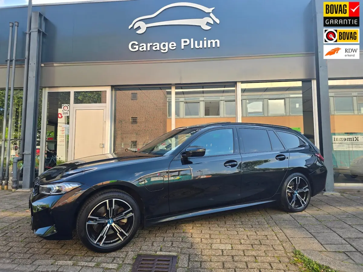 330e Touring LCI M-Sport Pano/Headup/Keyless/Shadow line