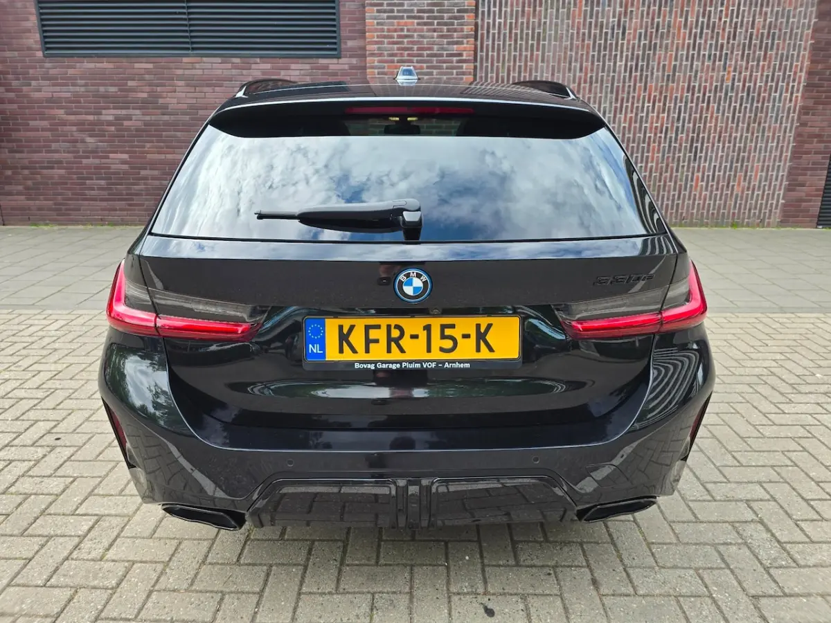 330e Touring LCI M-Sport Pano/Headup/Keyless/Shadow line