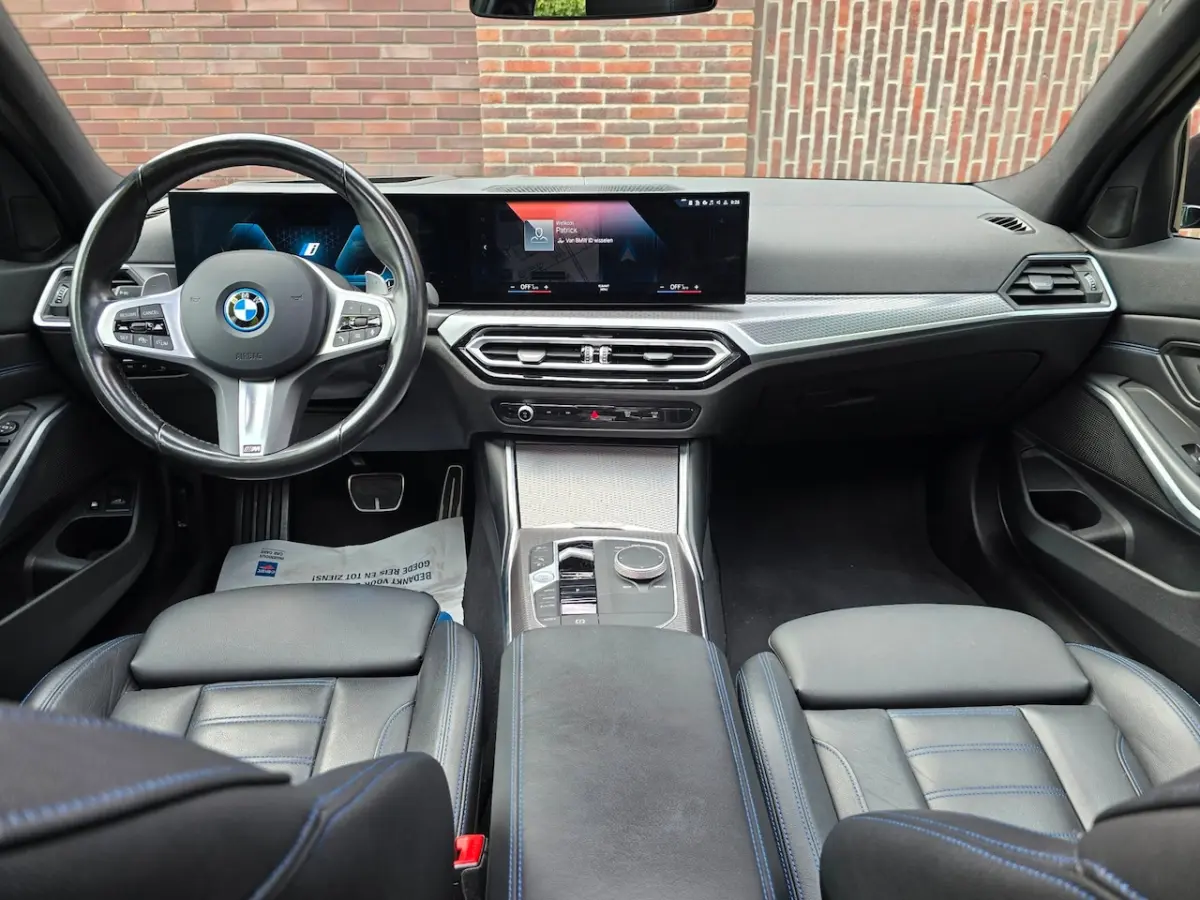 330e Touring LCI M-Sport Pano/Headup/Keyless/Shadow line
