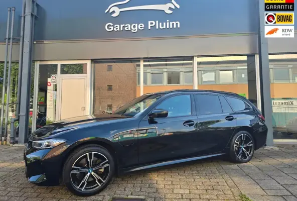 330e Touring LCI M-Sport Pano/Headup/Keyless/Shadow line