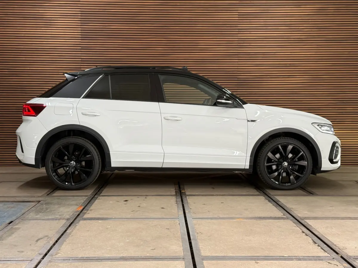 1.5 TSI R-Line Black Style | Panorama|IQ.Light|ACC|Discover Pro|Beats | Trekhaak | Camera