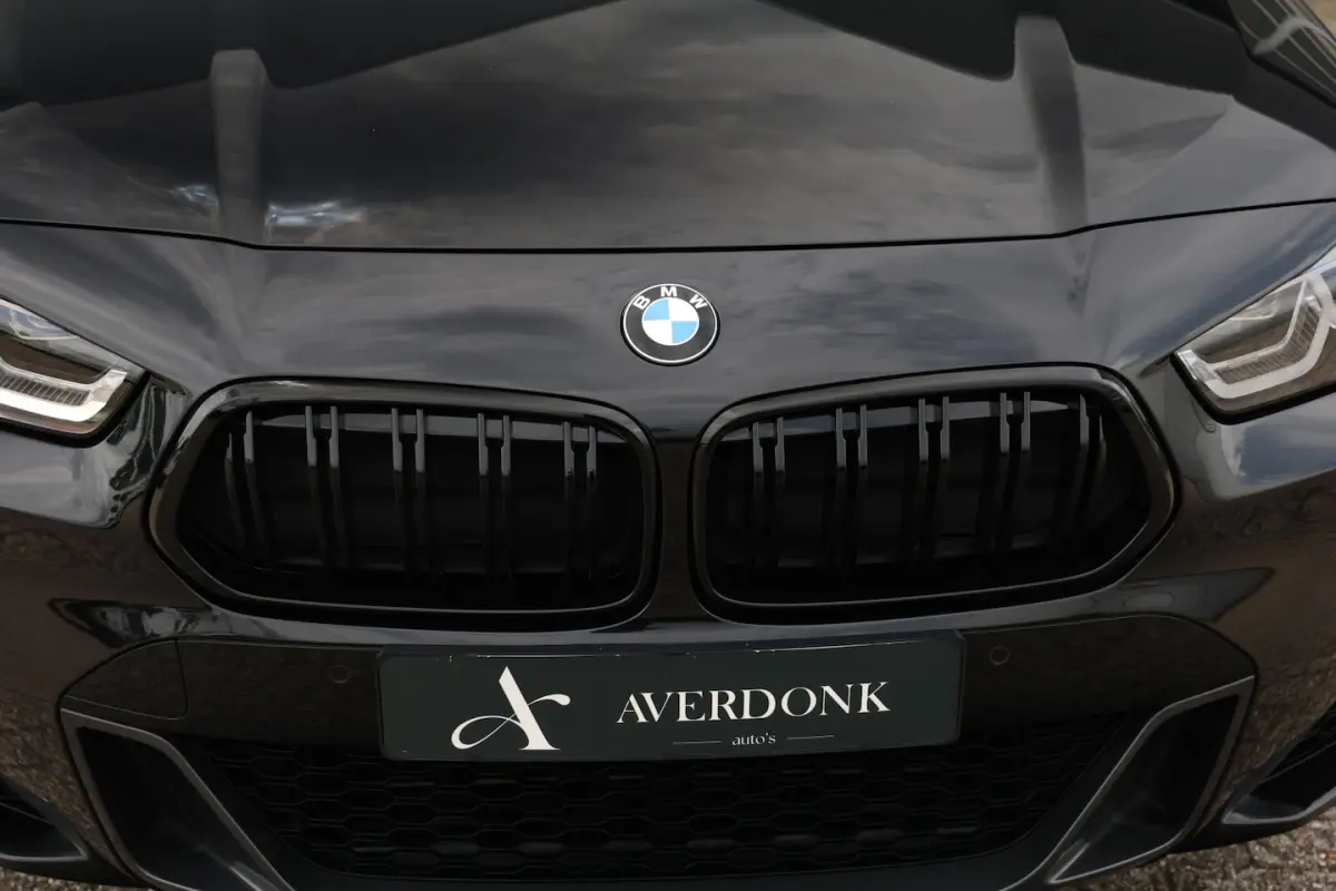 xDrive25e M-Sport Black Edition Pano|H&K|Memory|HUD|Dealerondh