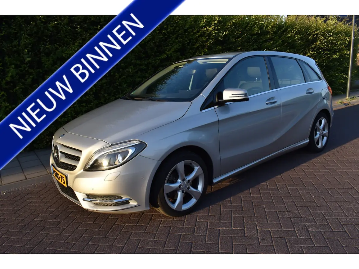 Mercedes-Benz B-klasse 2013 Benzine Handgeschakeld leasen
