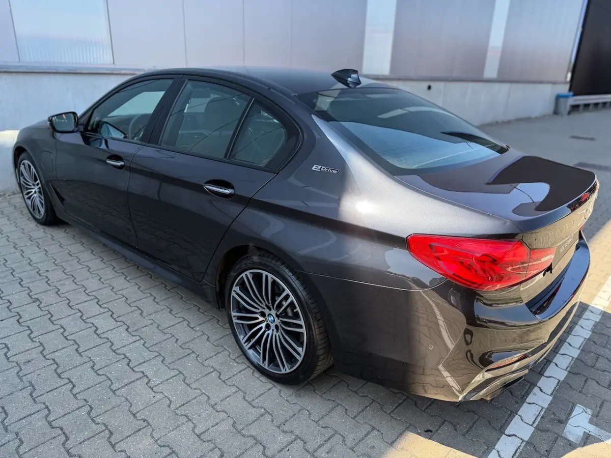 530e iPerformance M-sport High Executive H&K Hud Dealer onderhouden