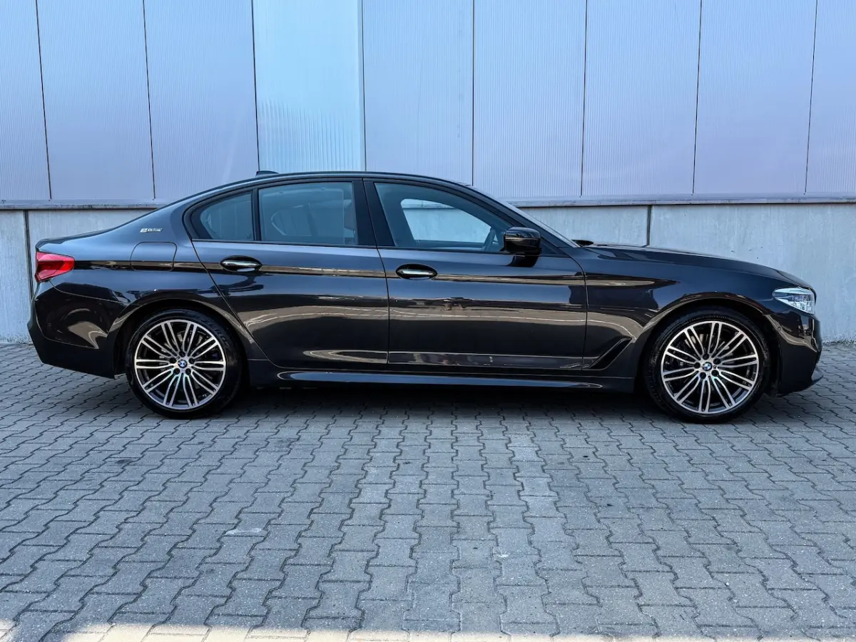 530e iPerformance M-sport High Executive H&K Hud Dealer onderhouden