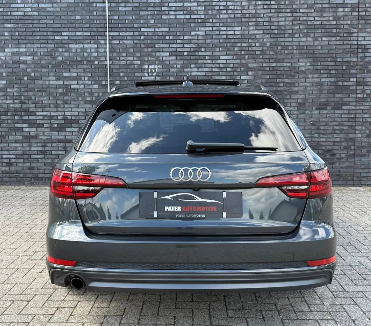 1.4 TFSI Sport S line HUD|Massage|Standkachel|File assist|Camera|Trekhaak Aut|1500 Trekgew