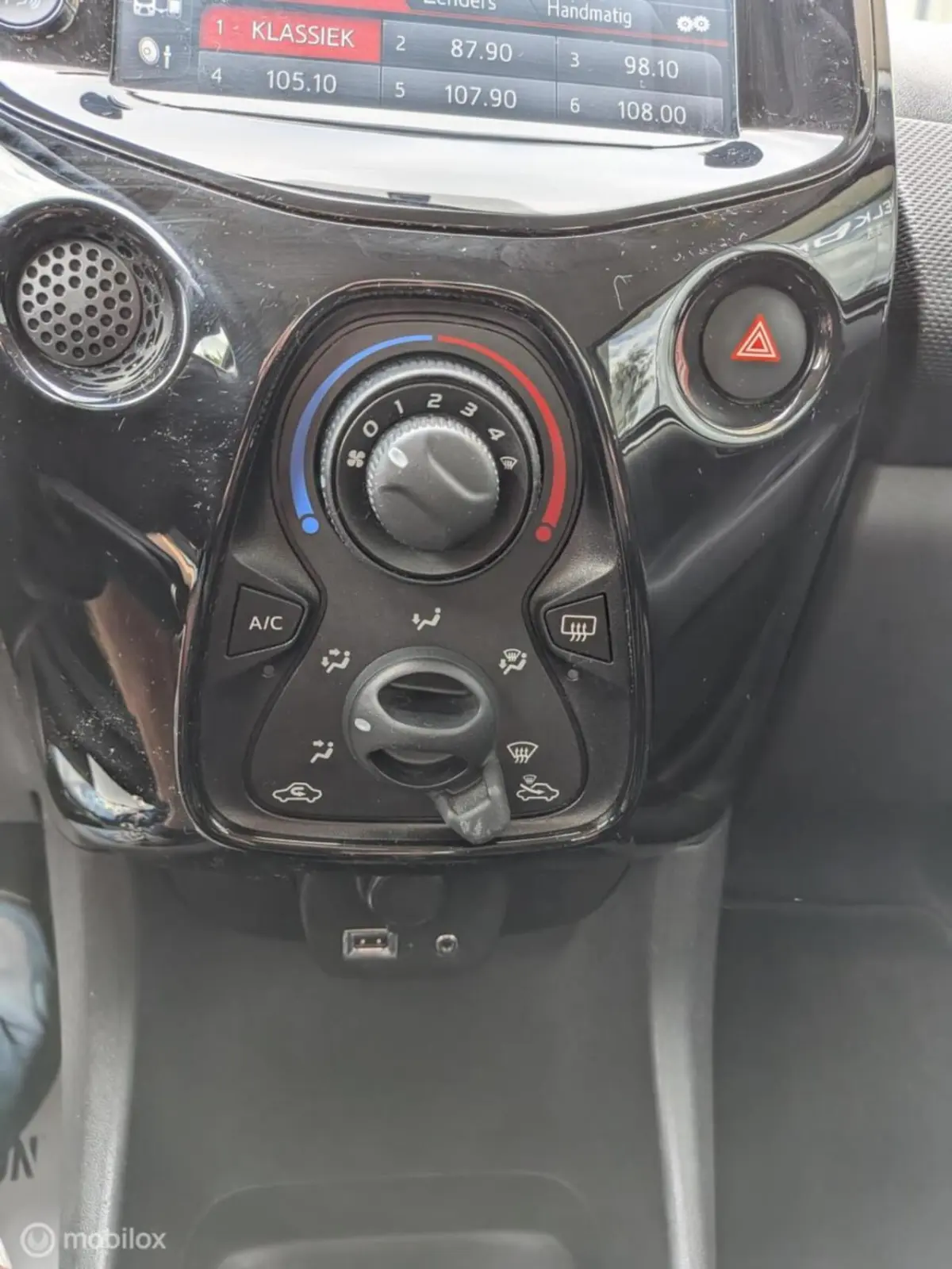 1.0 VTi Carplay Camera FEEL