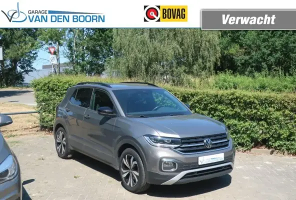 1.0 TSI Active, Trekhaak, Stoelverwarming, LED, CarPlay/Android etc