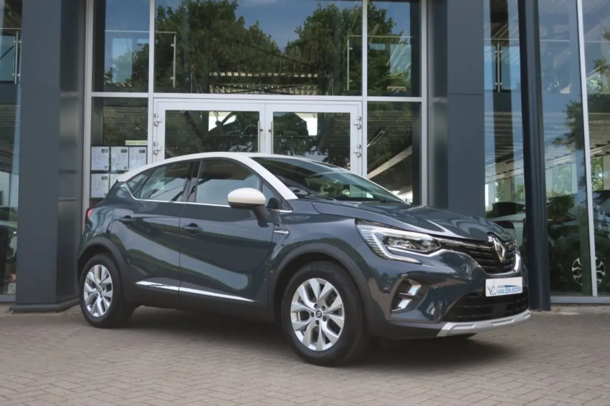 1.6 E-Tech PHEV, Stoelverwarming, Camera, PDC voor+achter etc