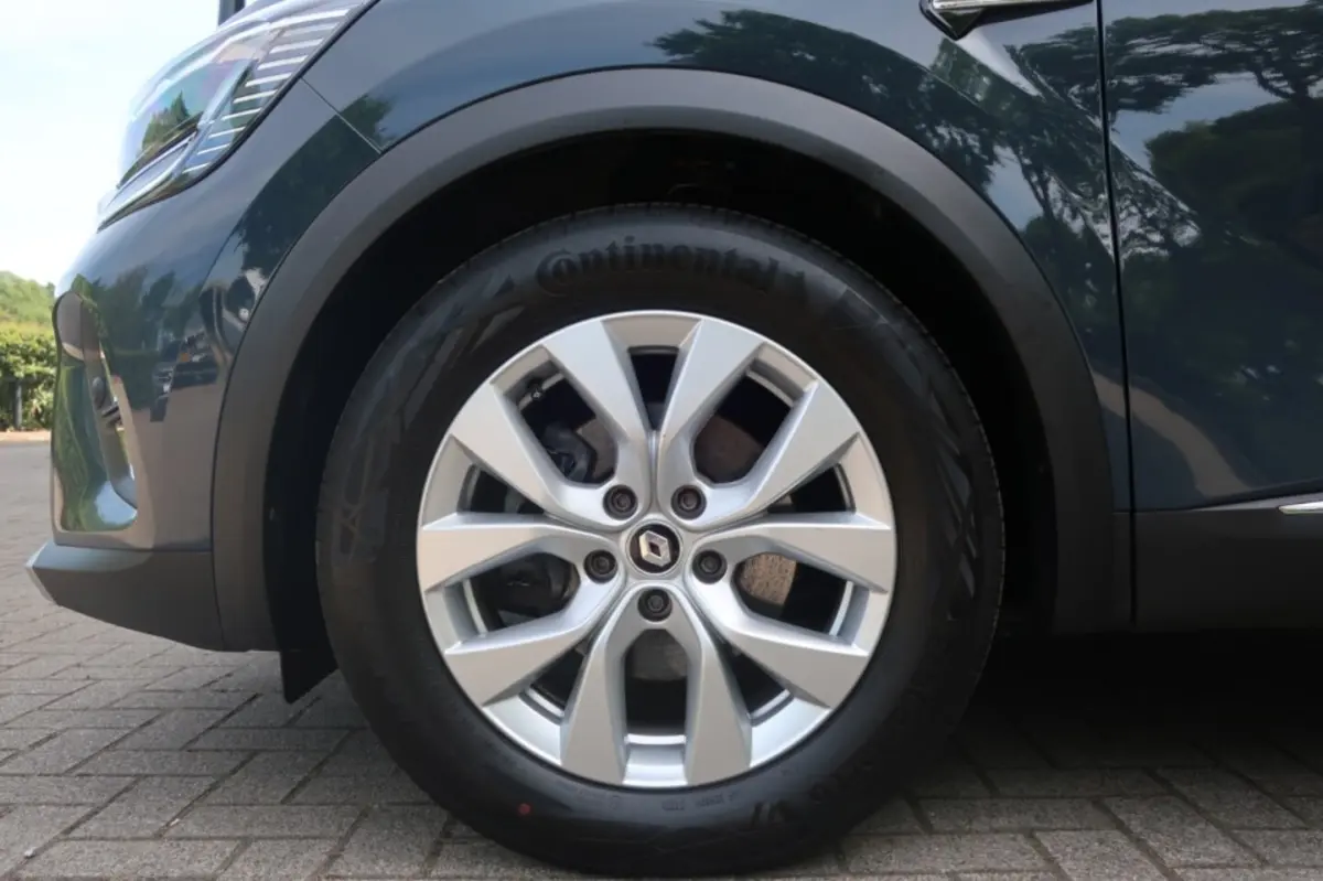 1.6 E-Tech PHEV, Stoelverwarming, Camera, PDC voor+achter etc