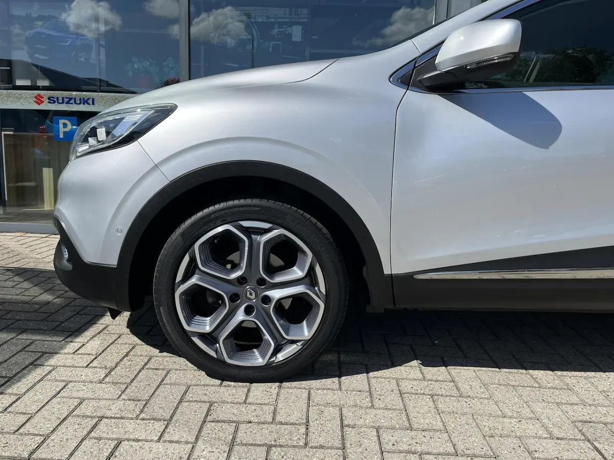1.2 TCe Bose Automaat | Lederen Bekleding | Stoelverwarming | Parkeerhulp | Navigatie |