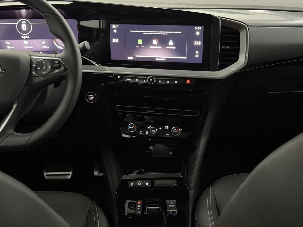 1.2 Turbo Ultimate Camera, Apple carplay, Keyless start, Memory stoelen, Virtual desk, Cru
