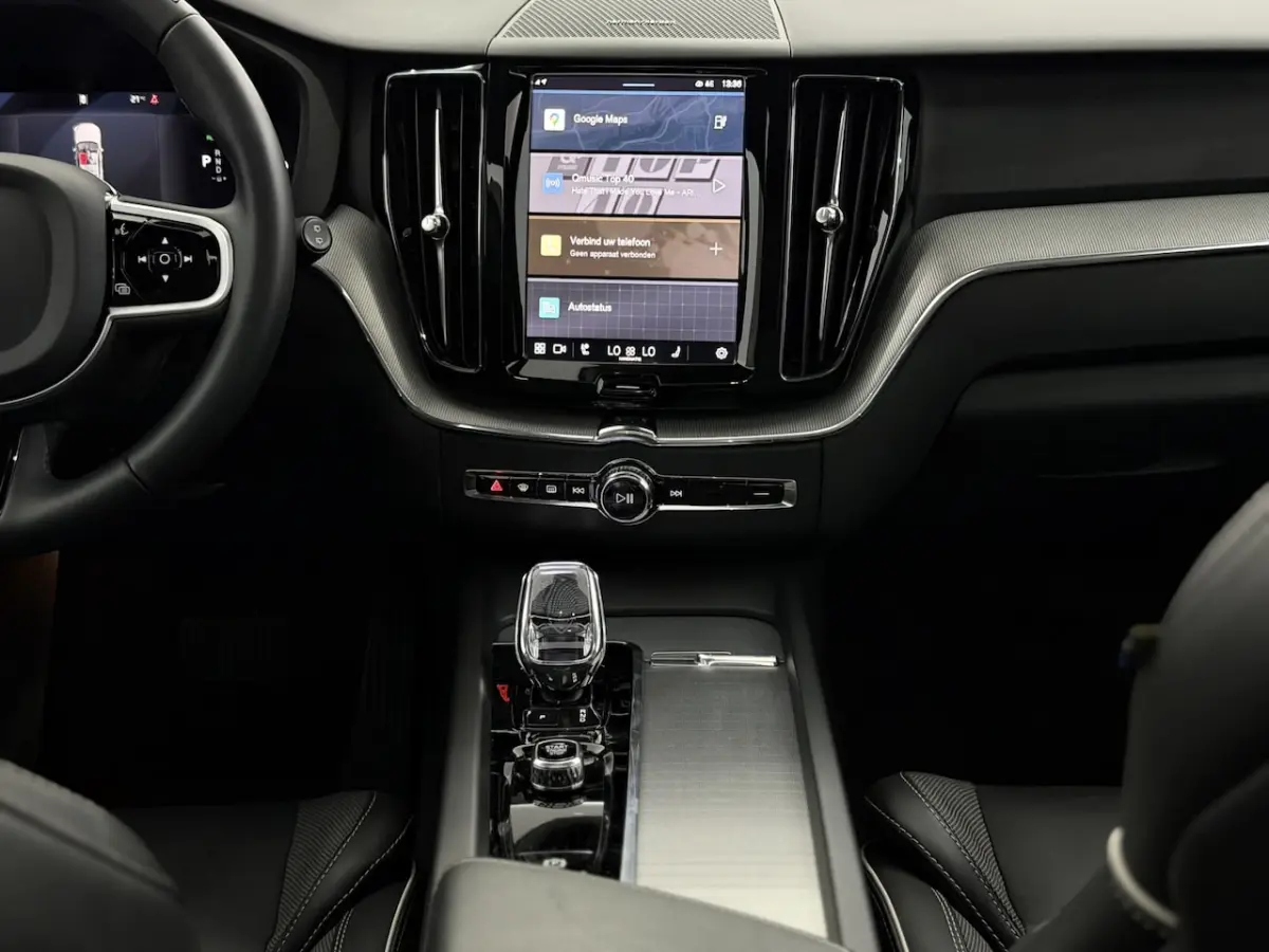 2.0 T6 Plug-in hybrid AWD Plus Dark Panoramadak, 360 Camera, Navi, Harman/Kardon, Memory s