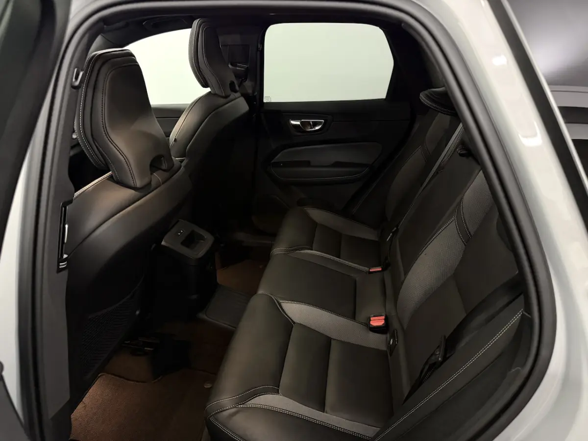2.0 T6 Plug-in hybrid AWD Plus Dark Panoramadak, 360 Camera, Navi, Harman/Kardon, Memory s
