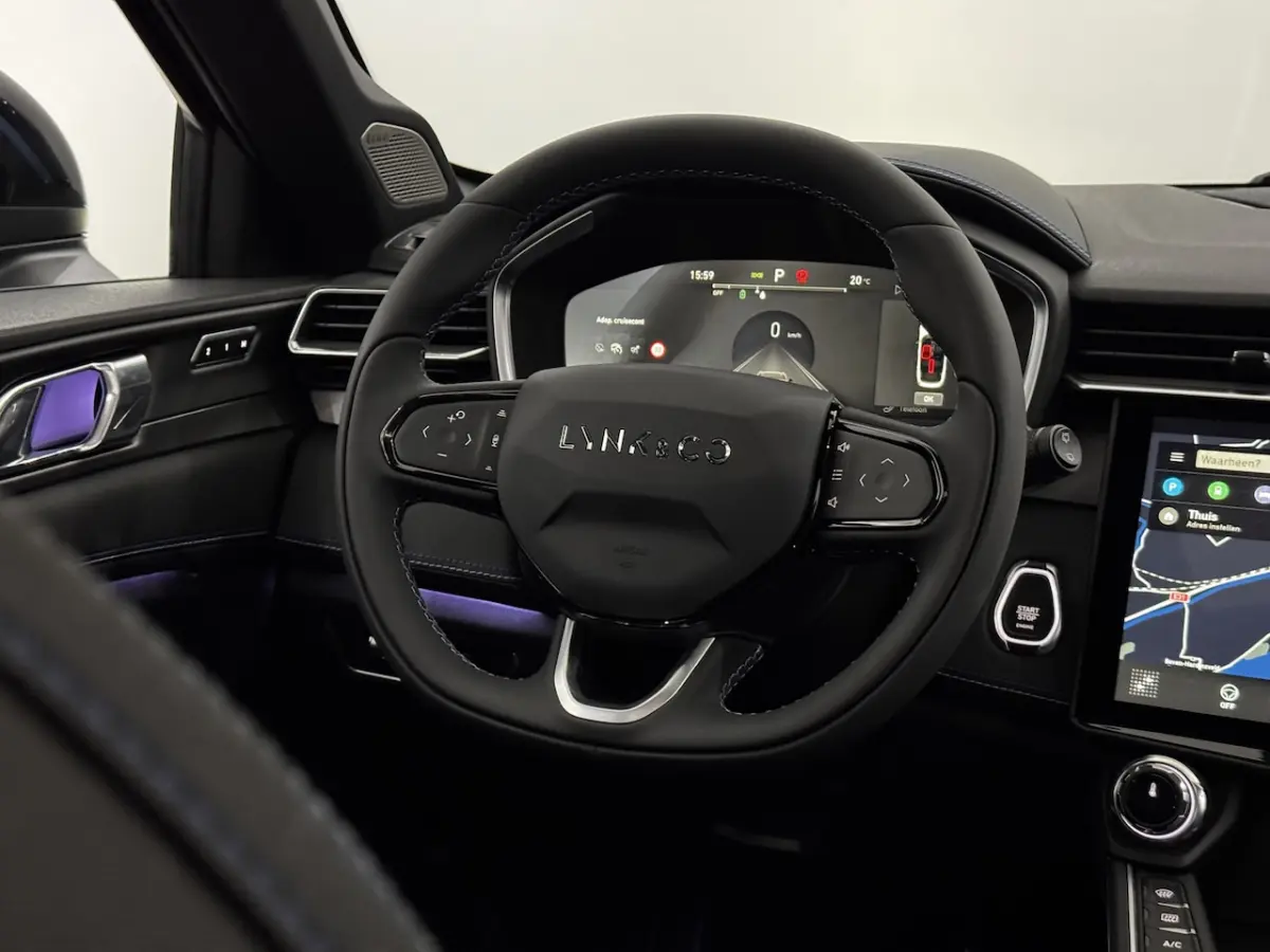 1.5 Black Edition Panoramadak, 360 Camera, Navi, Keyless start, Stoelverwarming, Elektrisc