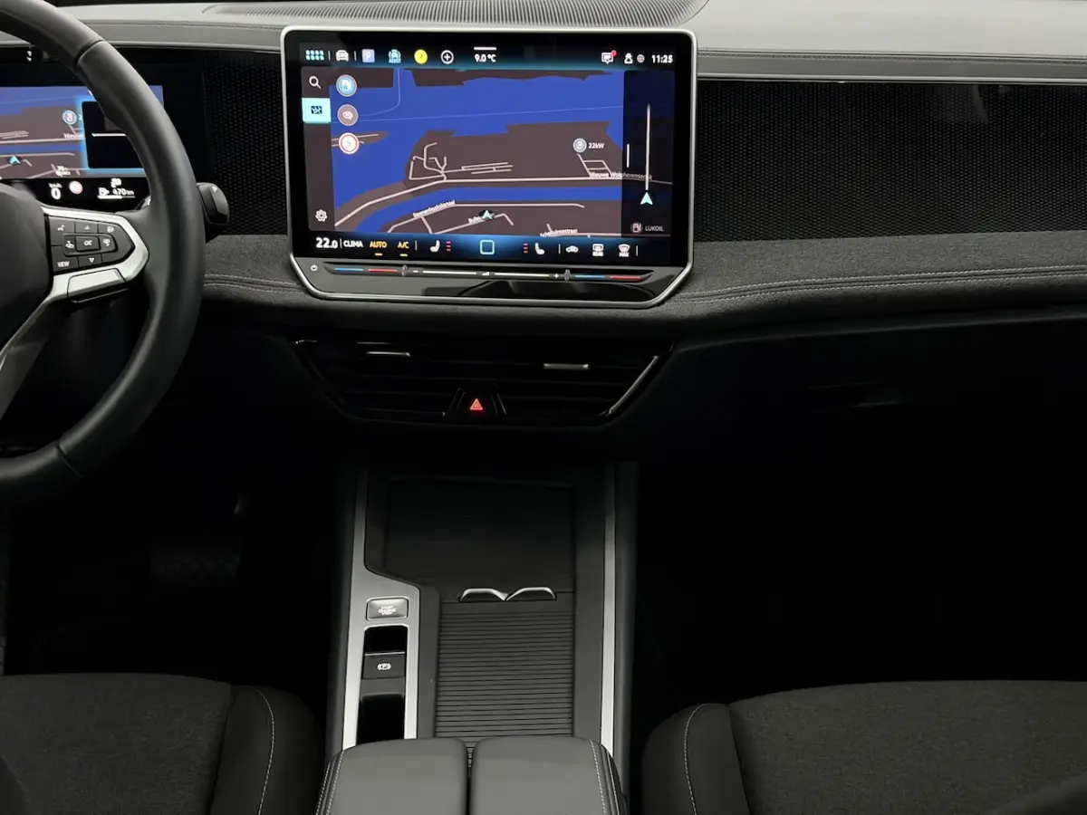 1.5 Hybrid Business Camera, Navi, Stoelverwarming, Cruise control, Keyless start, Virtual