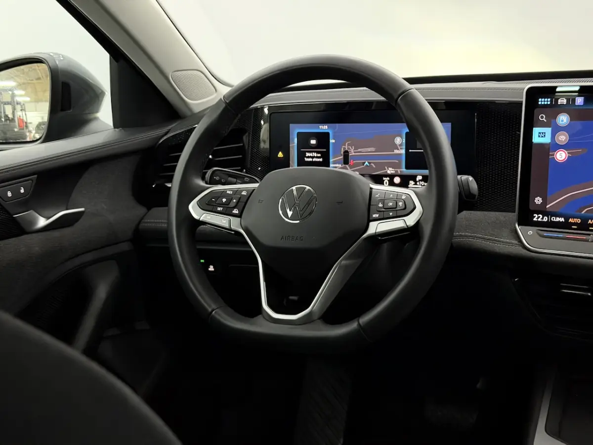 1.5 Hybrid Business Camera, Navi, Stoelverwarming, Cruise control, Keyless start, Virtual