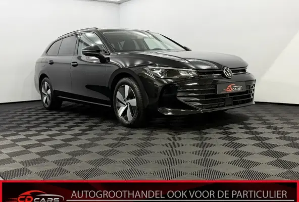 1.5 Hybrid Business Camera, Navi, Stoelverwarming, Cruise control, Keyless start, Virtual