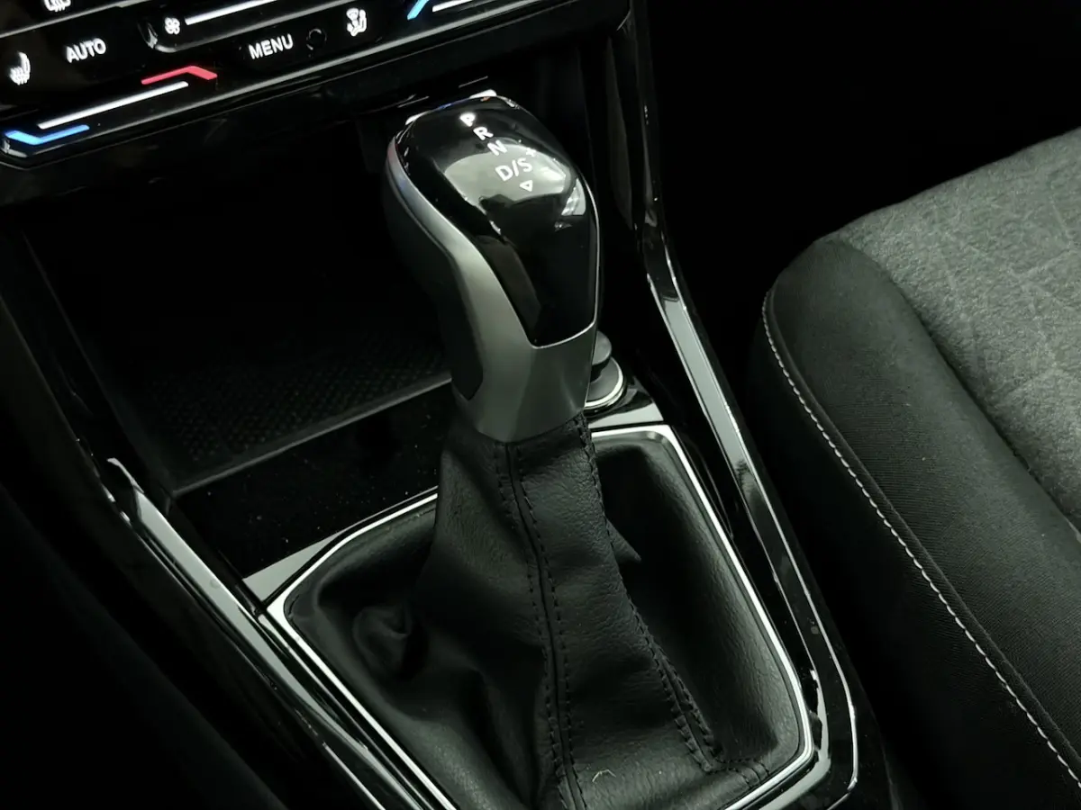 1.0 TSI Life Edition Clima, Navi, Parkeersensoren, Cruise control adaptief, Winterpakket,