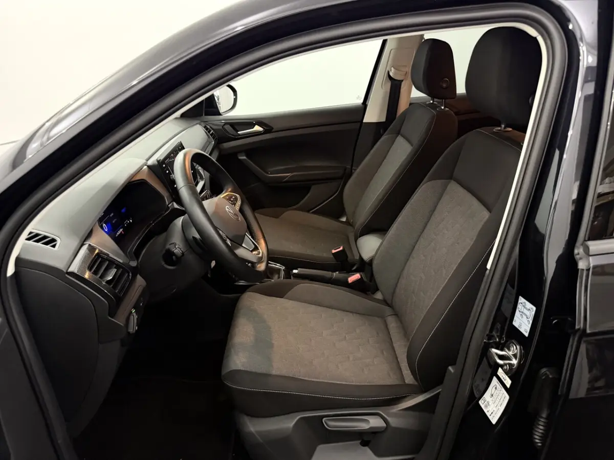 1.0 TSI Life Edition Clima, Navi, Parkeersensoren, Cruise control adaptief, Winterpakket,