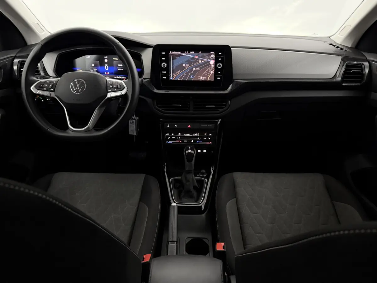 1.0 TSI Life Edition Clima, Navi, Parkeersensoren, Cruise control adaptief, Winterpakket,