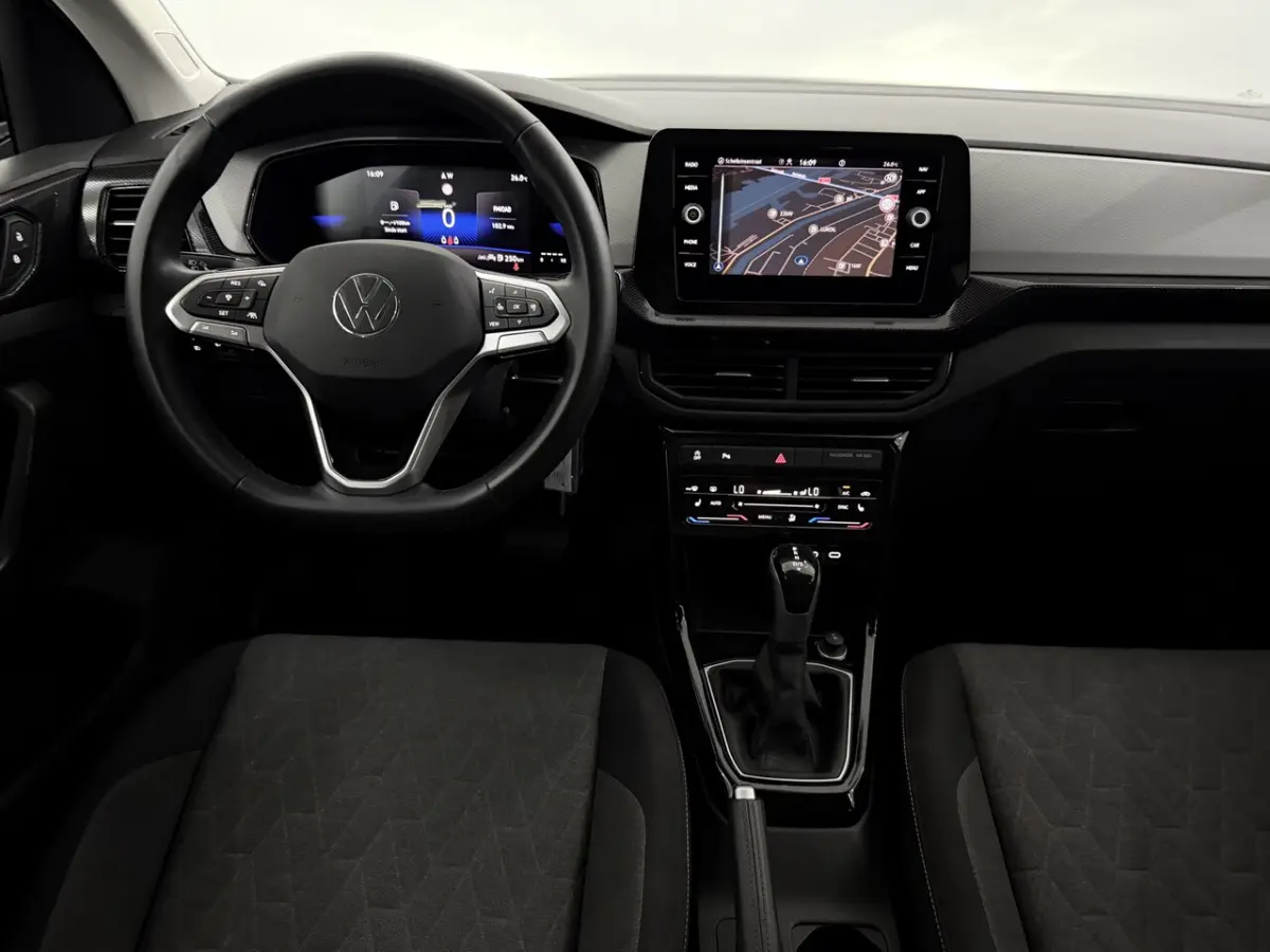 1.0 TSI Life Edition Clima, Navi, Parkeersensoren, Cruise control adaptief, Winterpakket,