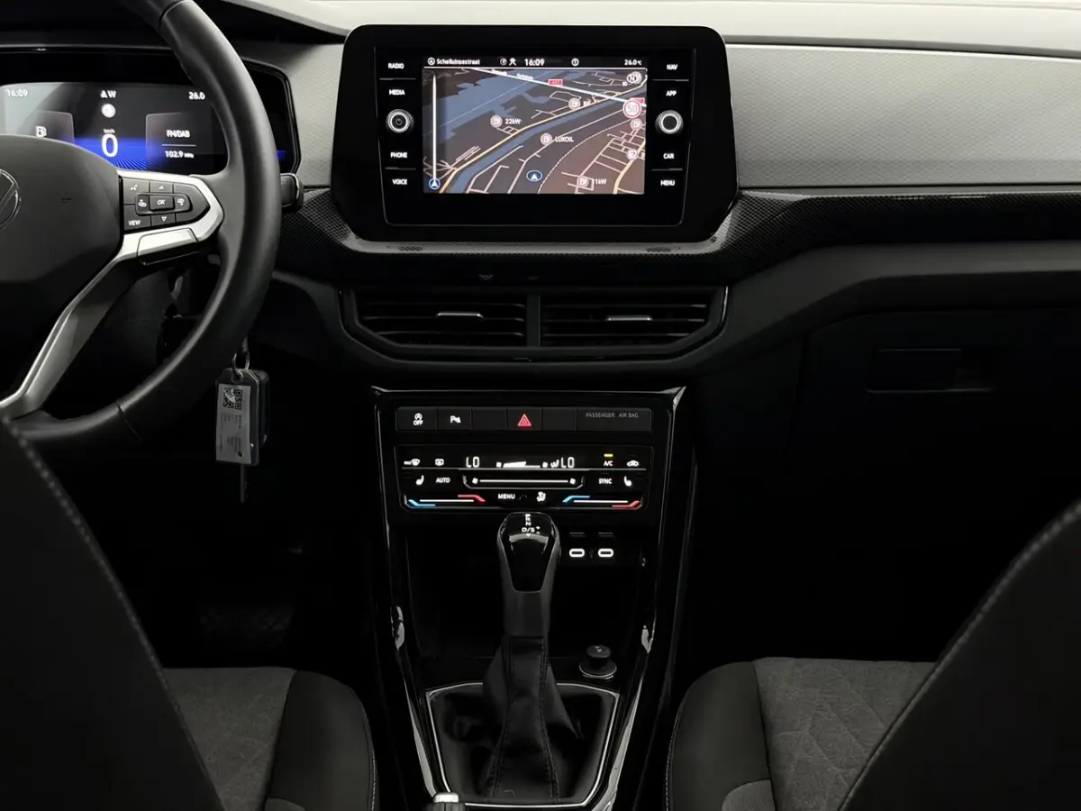 1.0 TSI Life Edition Clima, Navi, Parkeersensoren, Cruise control adaptief, Winterpakket,