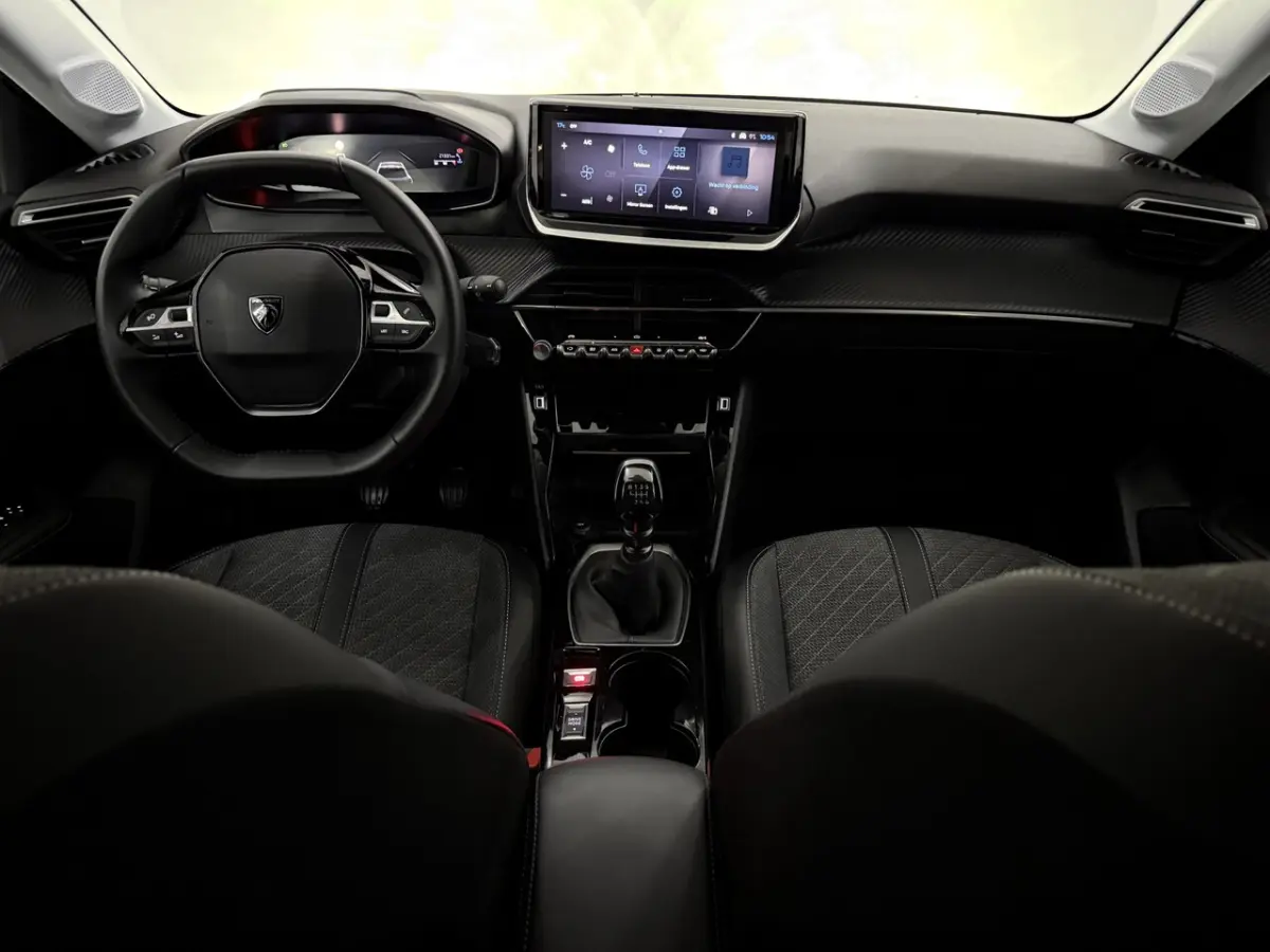1.2 PureTech 100 GT Parkeersensoren, Apple carplay, Virtual desk, Cruise control, Lichtmet