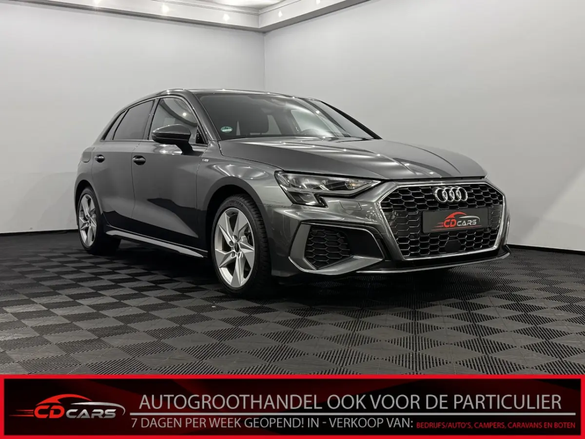 30 TFSI S-line Airco, Navi, Parkeersensoren, Virtual desk, Cruise control, Stoelverwarming