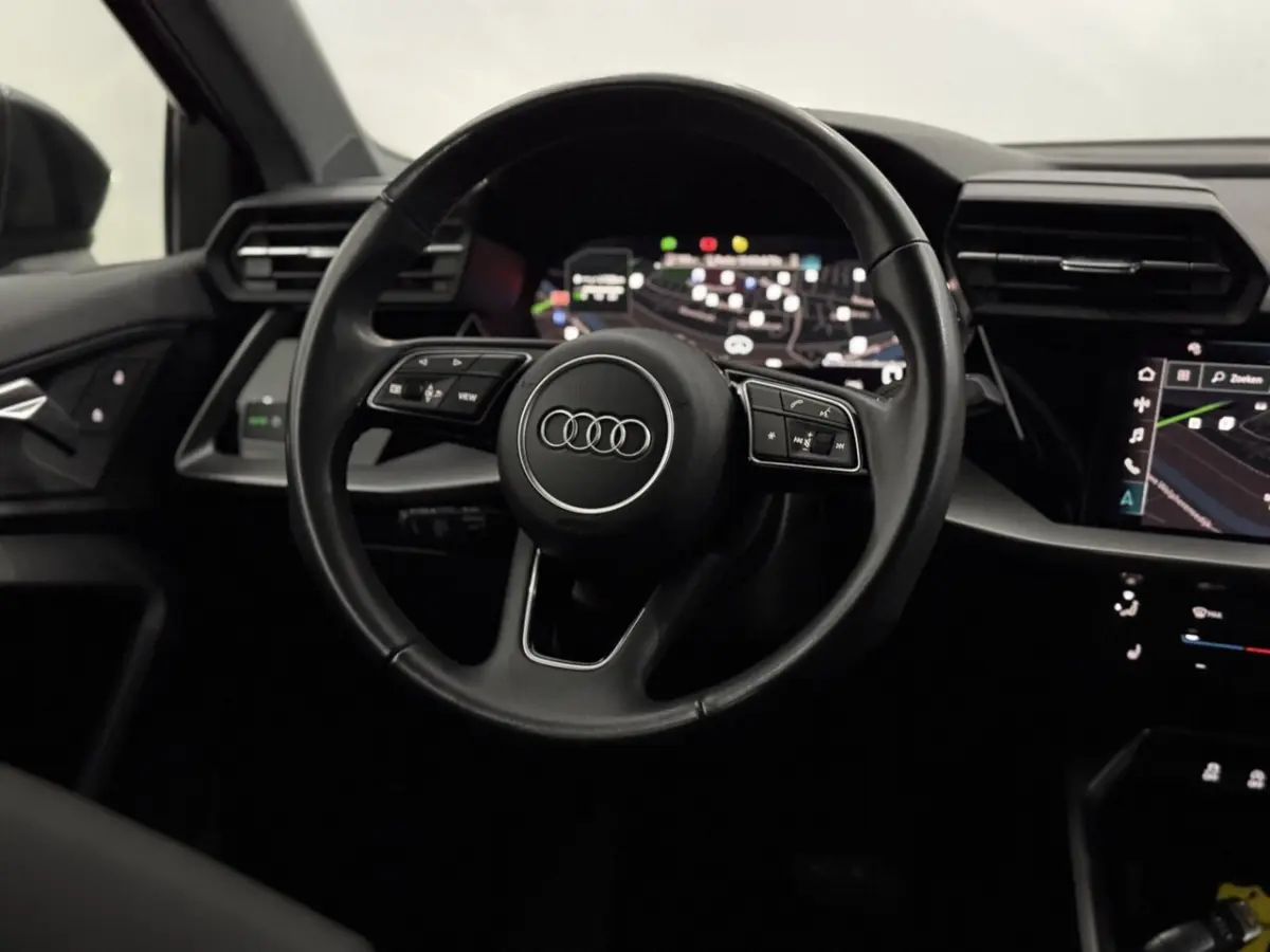 30 TFSI S-line Airco, Navi, Parkeersensoren, Virtual desk, Cruise control, Stoelverwarming