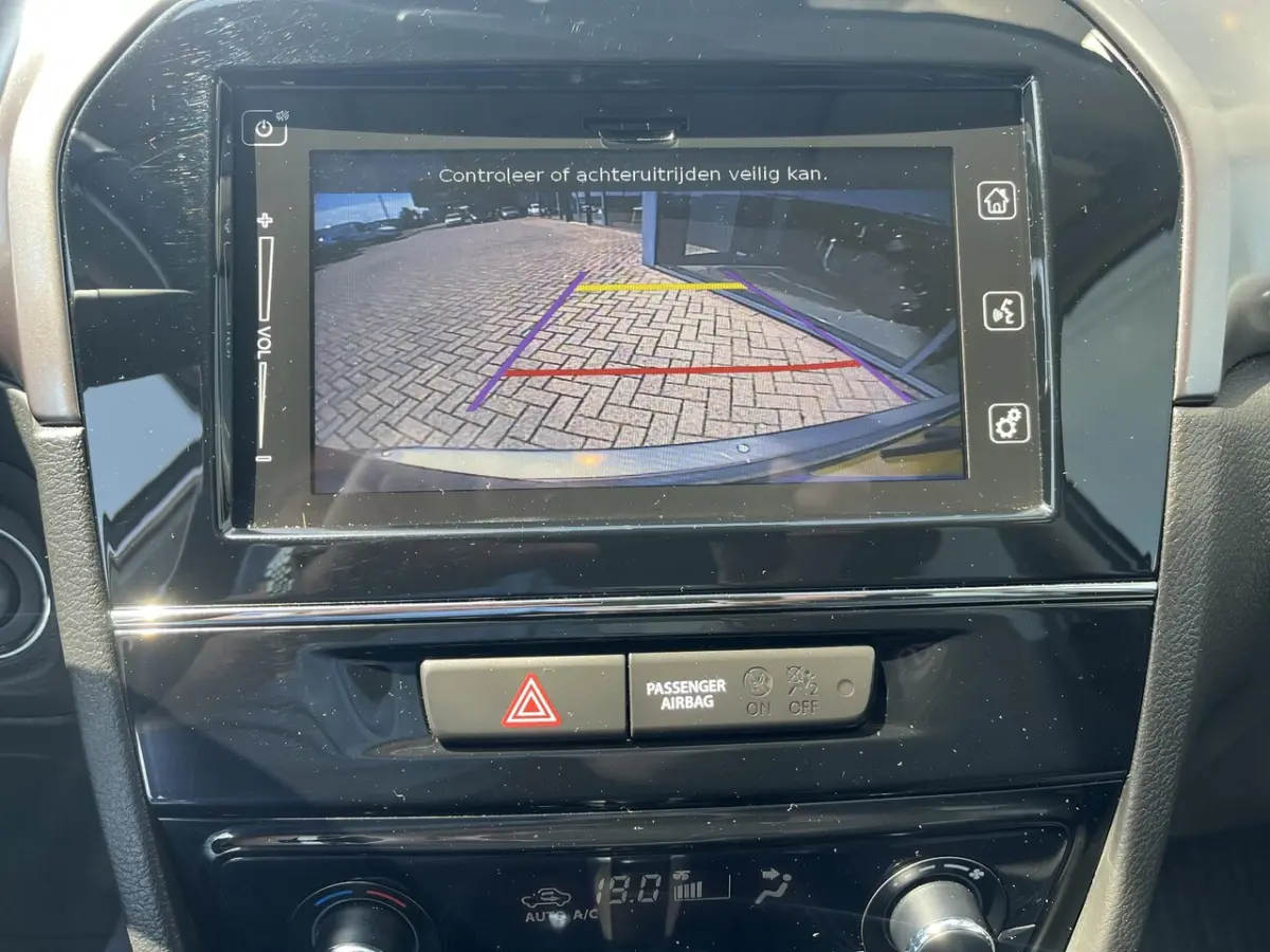 1.4 Boosterjet Select Smart Hybrid