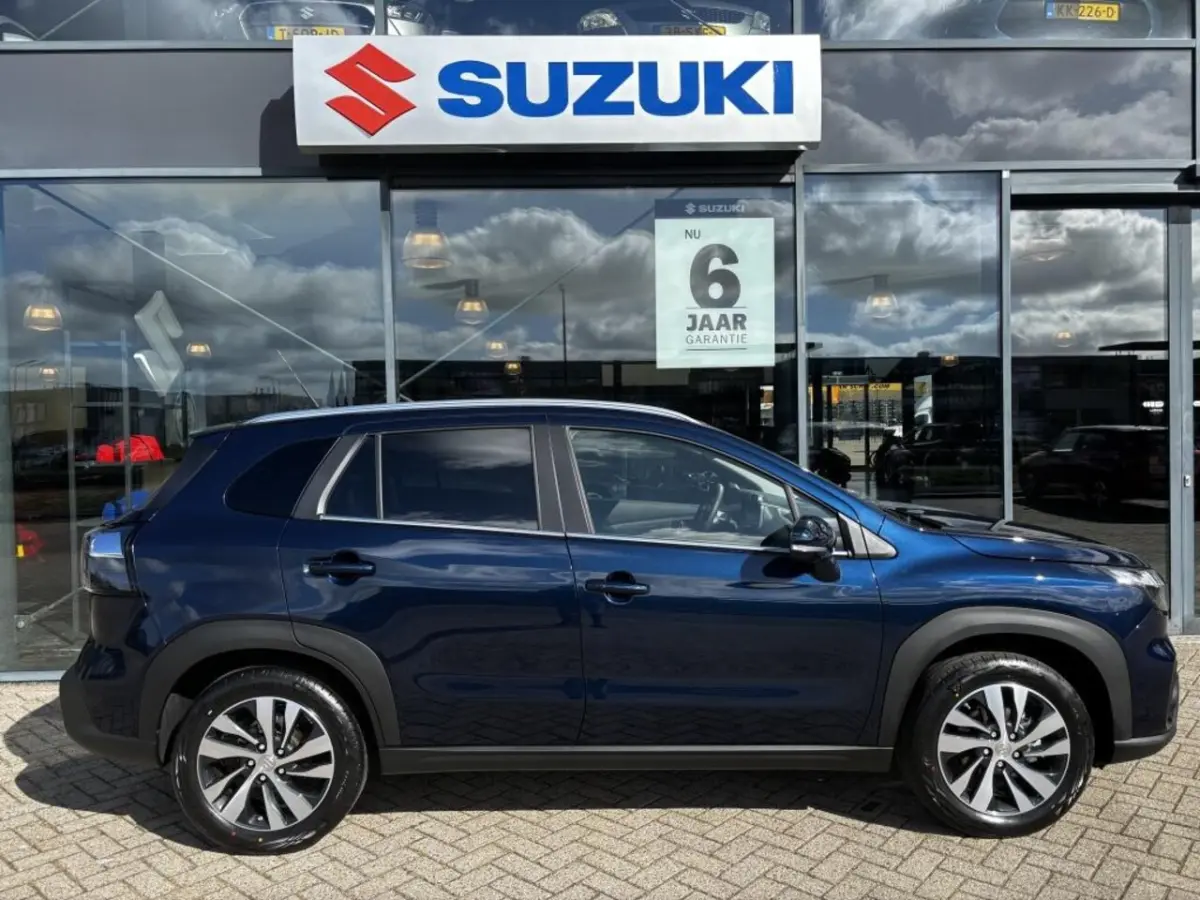 1.4 Boosterjet Select Smart Hybrid |
