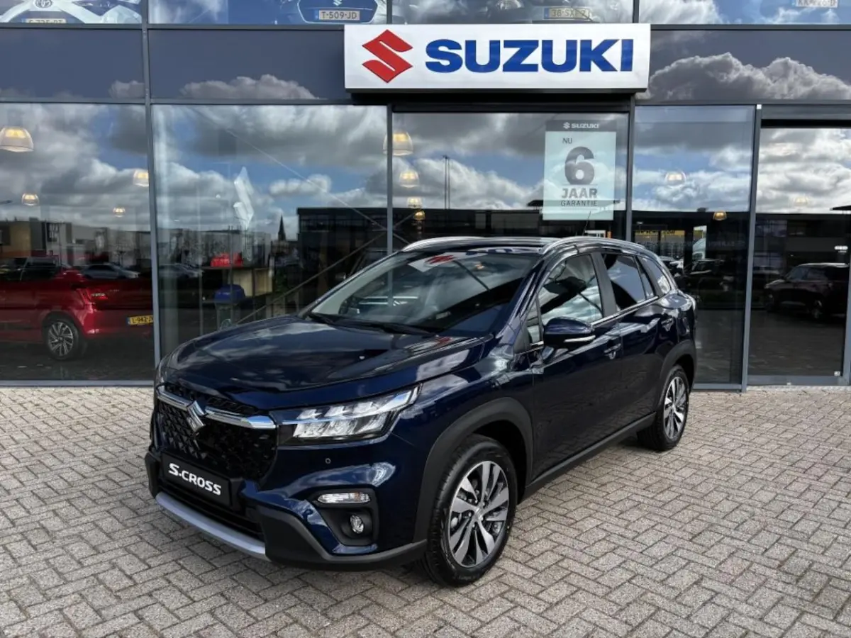 1.4 Boosterjet Select Smart Hybrid |