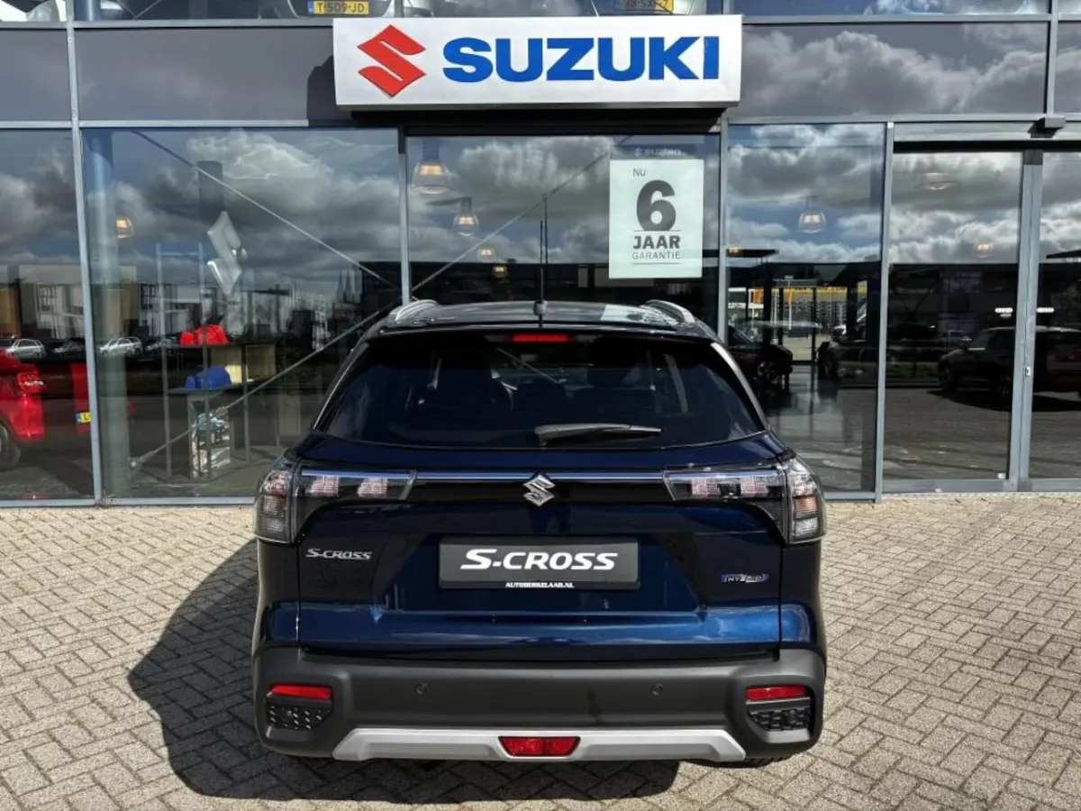 1.4 Boosterjet Select Smart Hybrid |