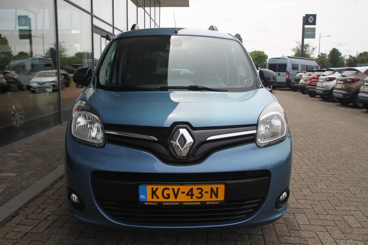 115PK-LIMITED-AUTOM-61DKM-CLIMA-CRUISE-LMV-