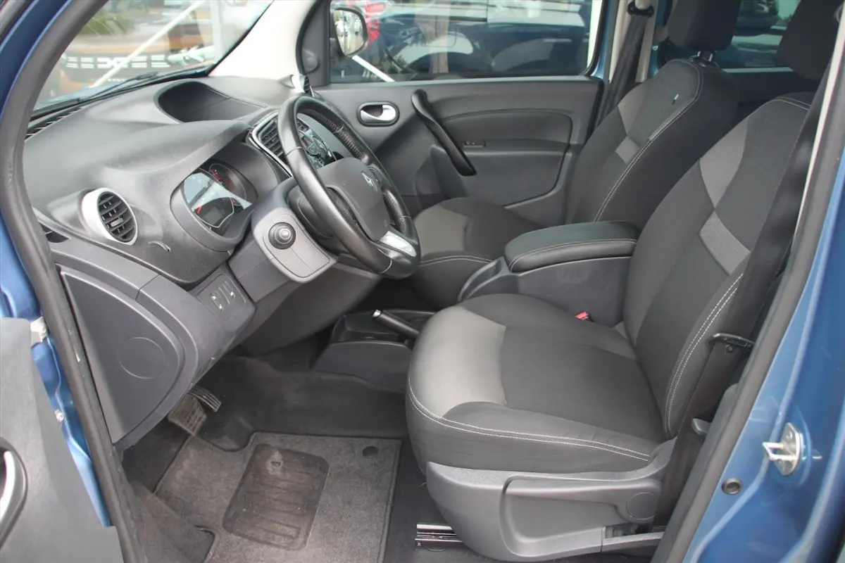 115PK-LIMITED-AUTOM-61DKM-CLIMA-CRUISE-LMV-