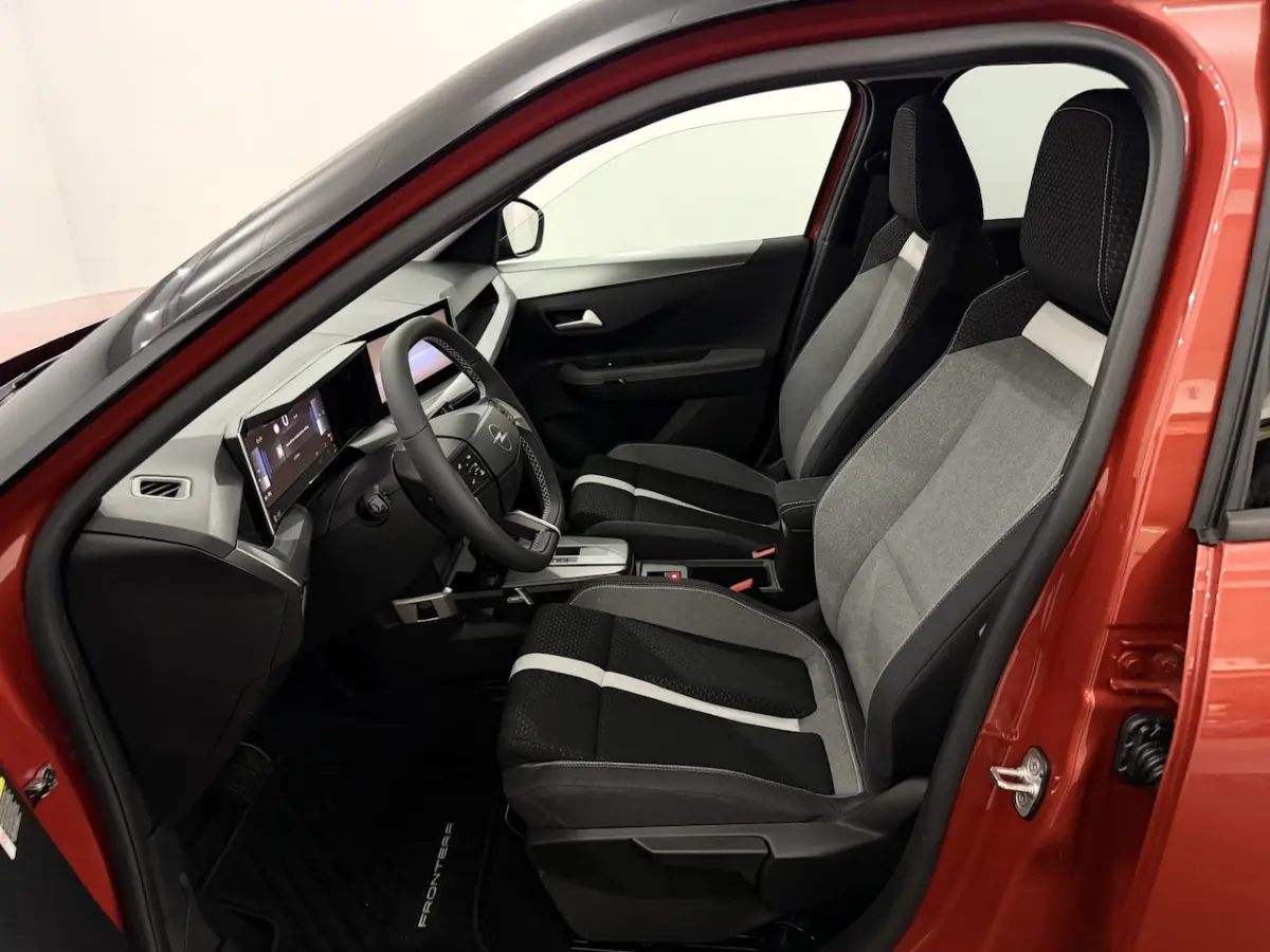 1.2 Turbo Hybrid GS 110PK Camera, Navi, Winterpakket, Cruise control, Rijstrook correctie,