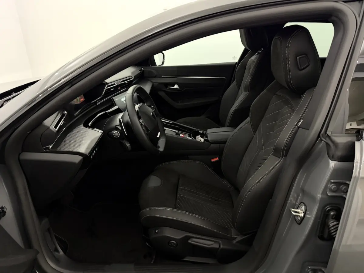 1.6 HYbrid 225 Allure Pack Plug-in 360 Camera, Half leder, Navi, Keyless start, Cruise con